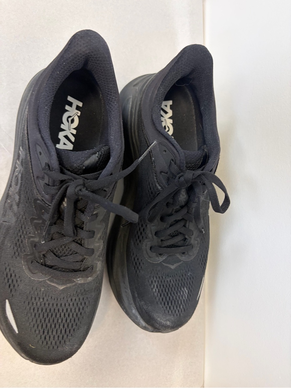 Hoka Bondi 9 Running Sneakers in Black - Picture 4 of 15